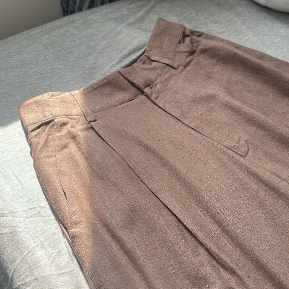 💥LAST CHANCE💥 NWT Laude the Label Hepburn Pleated Trouser Pant - Morel Silk Noil - Picture 11 of 17